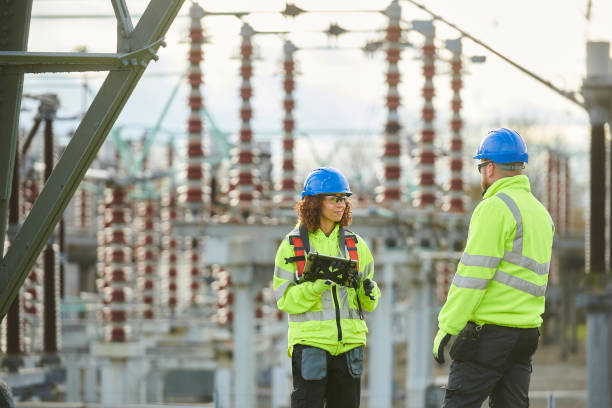 Best Electrician Near Me  in Riverdale, CA